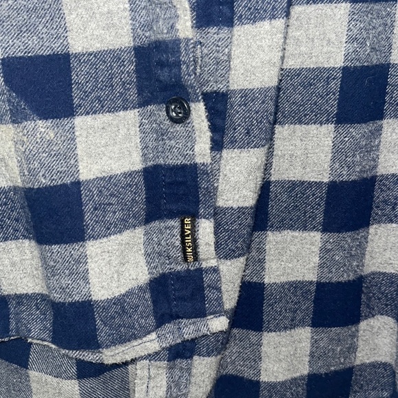 Boy’s Quicksilver Flannel - Picture 3 of 4